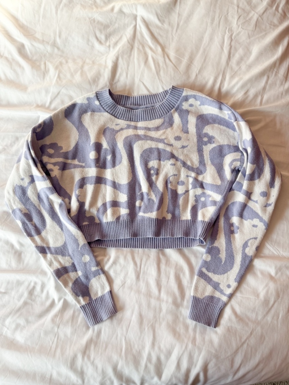 Hollister Purple Cropped Swirl Sweater Size XXS